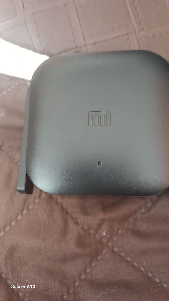 Продавам мощен рутер усилвател  марка Xiaomi
