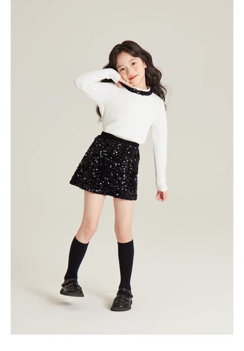 Двойка с пайетками для девочек ростом 120-130