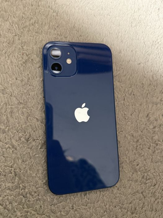 Iphone 12, 64g, procent baterie 82%, garanție flip pana in 11.2026