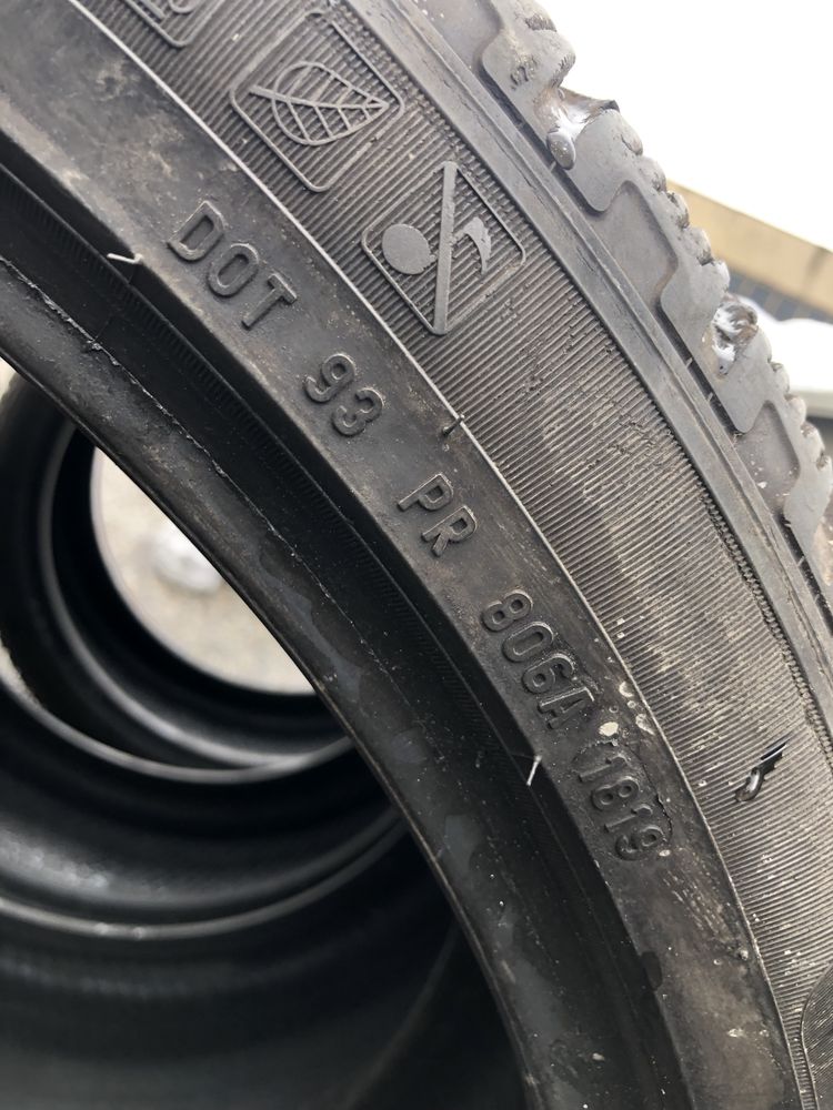 Зимни гуми 275/35/22 pirelli