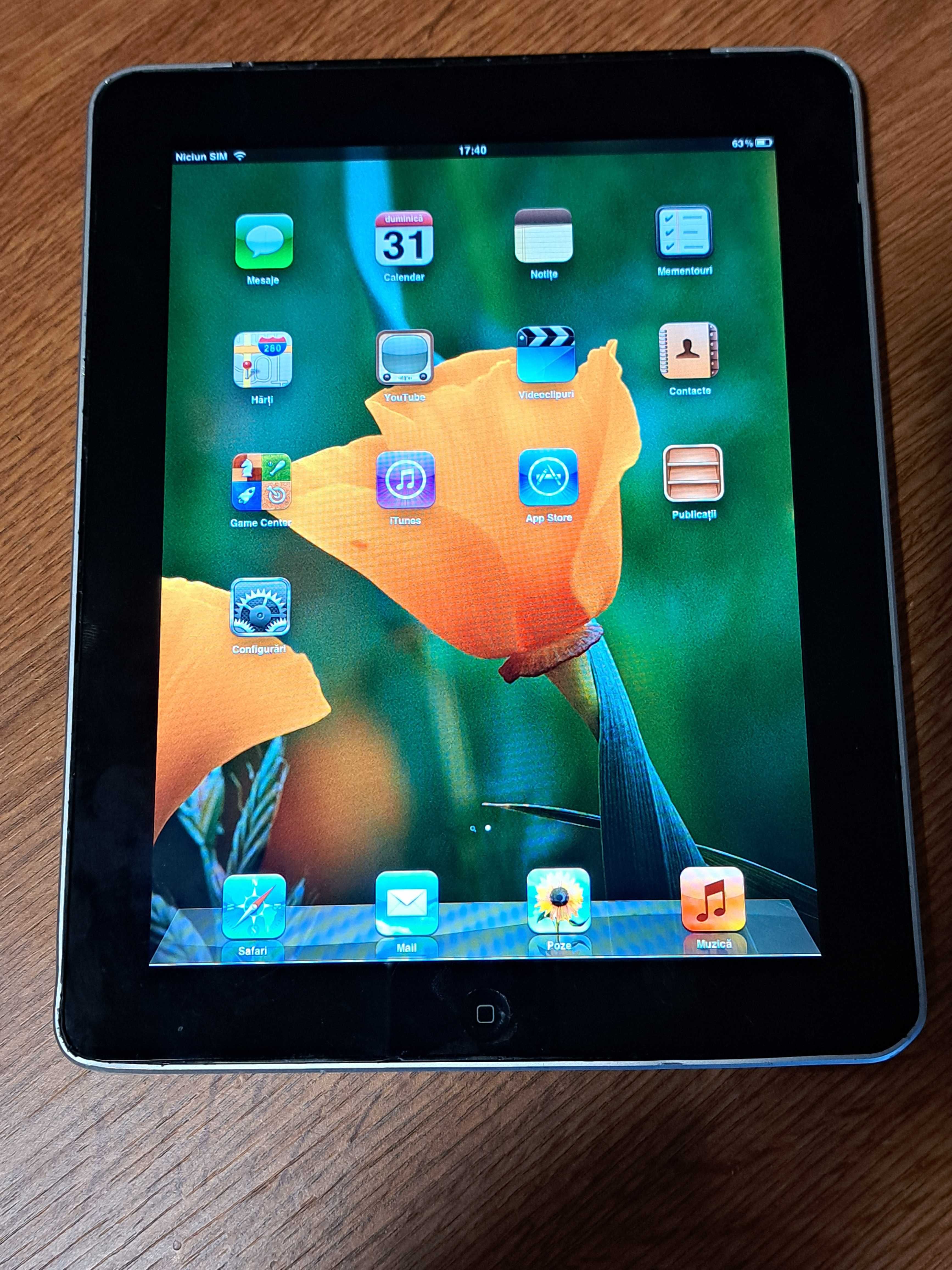 Ipad Apple mod:A1337 de 64GB, cu incarcatorul original,fara Icloud,3G