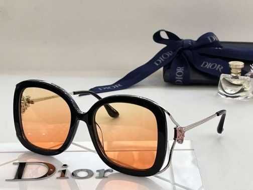 Ochelari de soare Dior 084