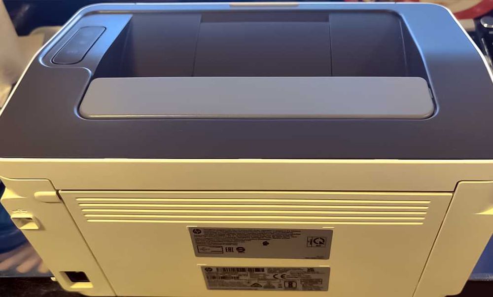 Imprimanta WiFi HP Laser 107 CA NOUA + Toner Nou Sigilat