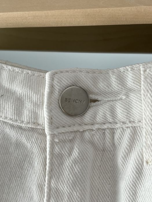 Къси дънкови гащи Bench