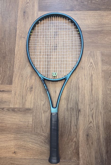 Wilson Blade v9 Blade