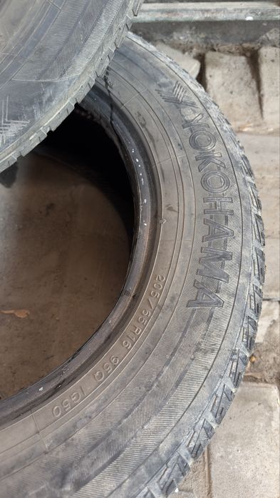 Продам шины YOKOHAMA