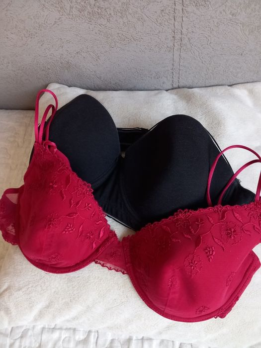 Set 2 sutiene marimea 80 C
