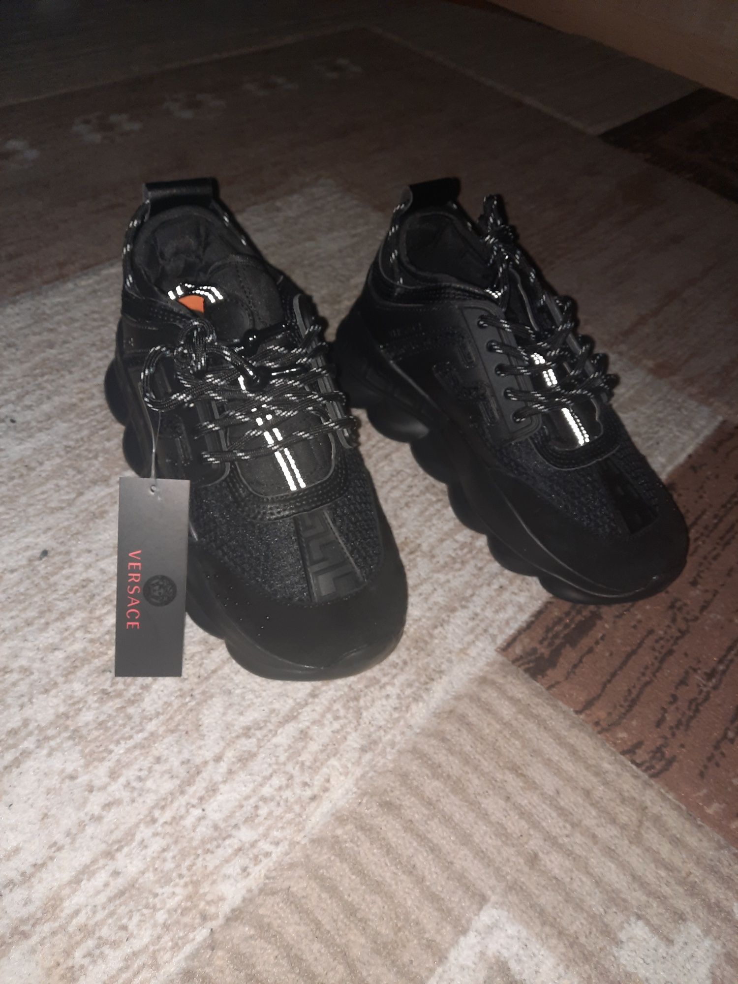 Versace Chain Reaction Negru / Alb (Black / White)