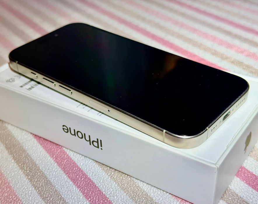iPhone 15 Pro 512GB, SIM fizic + eSIM, stare foarte bună