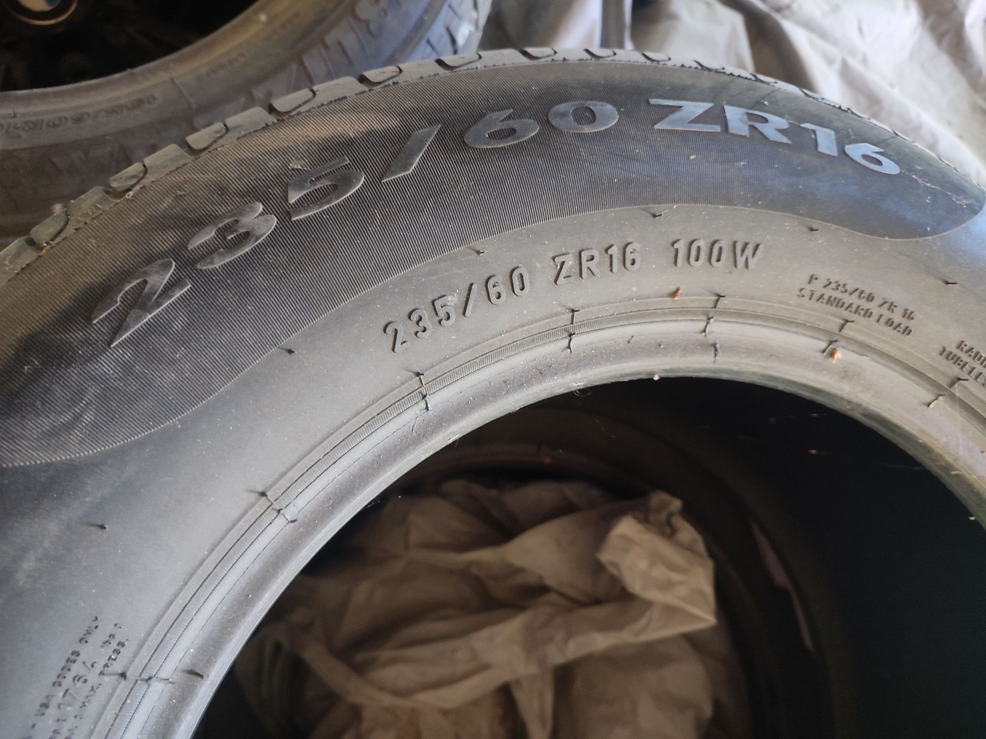 Гуми 235 60 16 Pirelli Cinturauto P7