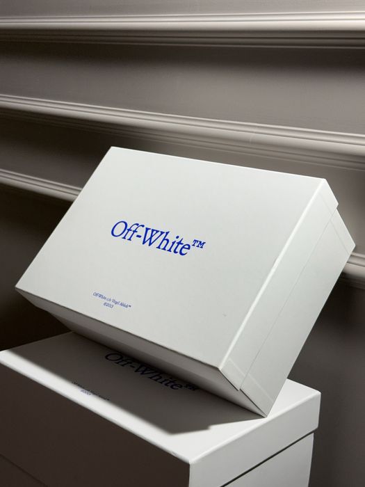 Оригинални дамски обувки Off White out of office