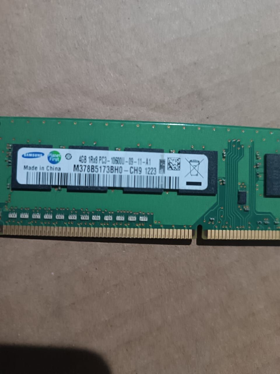 Продам ОЗУ DDR4 SAMSUNG 4Gb,  б/у, город Тараз