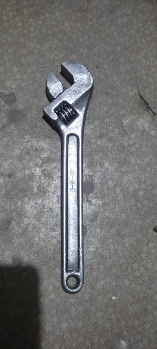 Разводной ключ в хорошем состоянии СССР