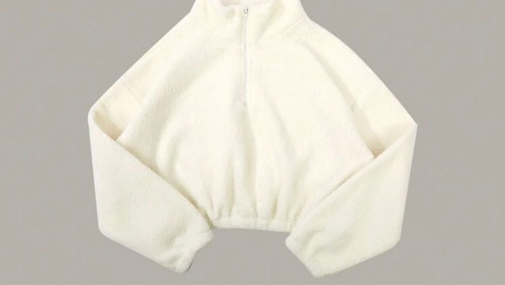 Дамски спортен костюм