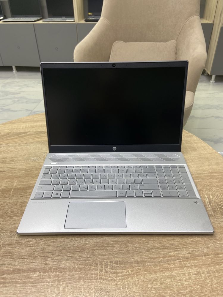 Ноутбук бизнес класса Pavilion 15-cs | Core i5-8250U | MX130 2GB | 8GB