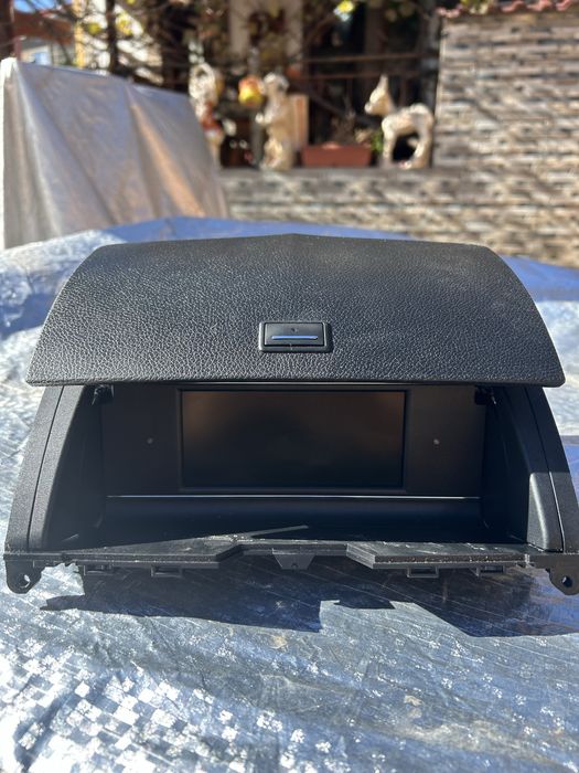 Навигация малък екран за w204