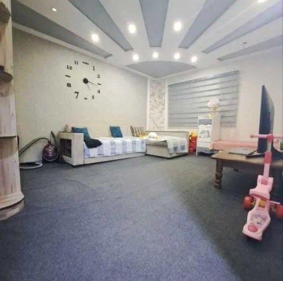 2³/1/2. Дом кирпич. Спутник 4 (Сергели). Квартира 65 м²! Метро 400 м