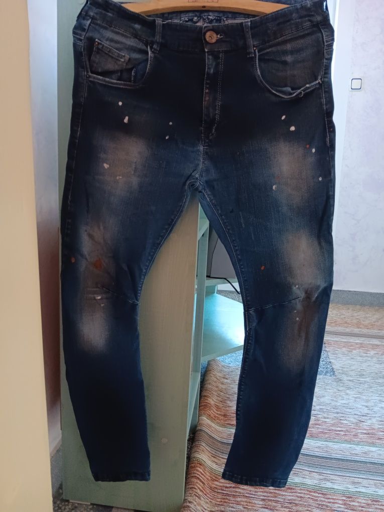 Мъжки дънки Pull&bear и Pause