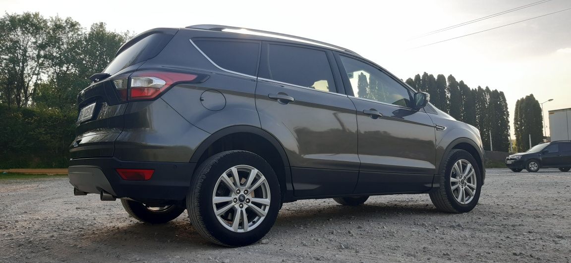 Ford Kuga Automat