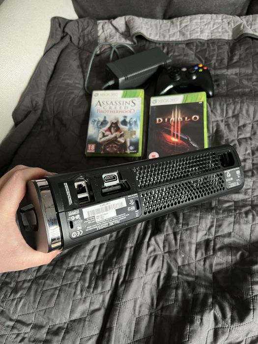 Consola Xbox 360 + Jocuri