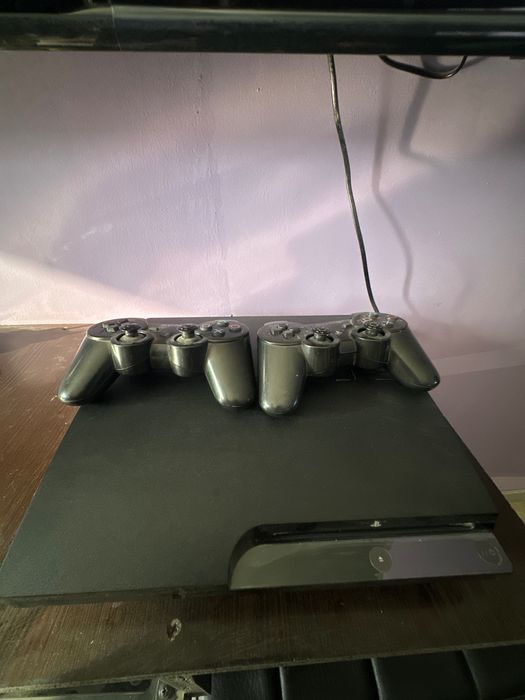 Playstation 3 satiladi 2 danasi bo