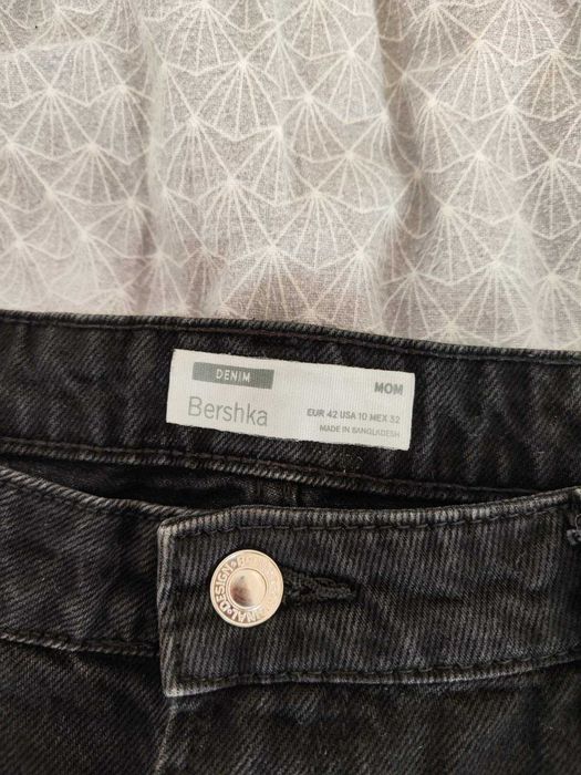Дънки Denim mom Bershka