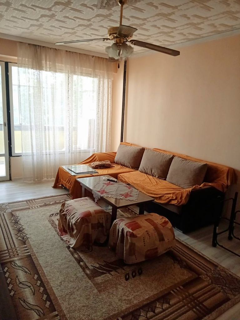 Продава се Двустаен апартамент в Разград, Орел - 64 кв.м за 957 €/кв.м - Снимка #2