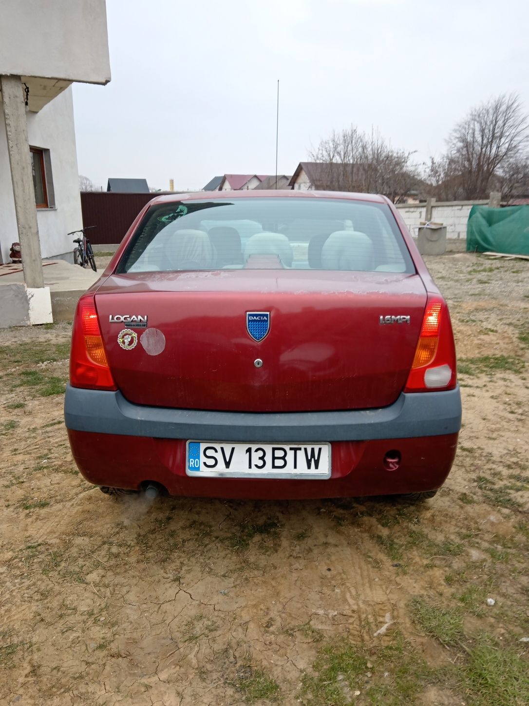 Vand Dacia Logan motor 1.6 an 2005 acte valabile