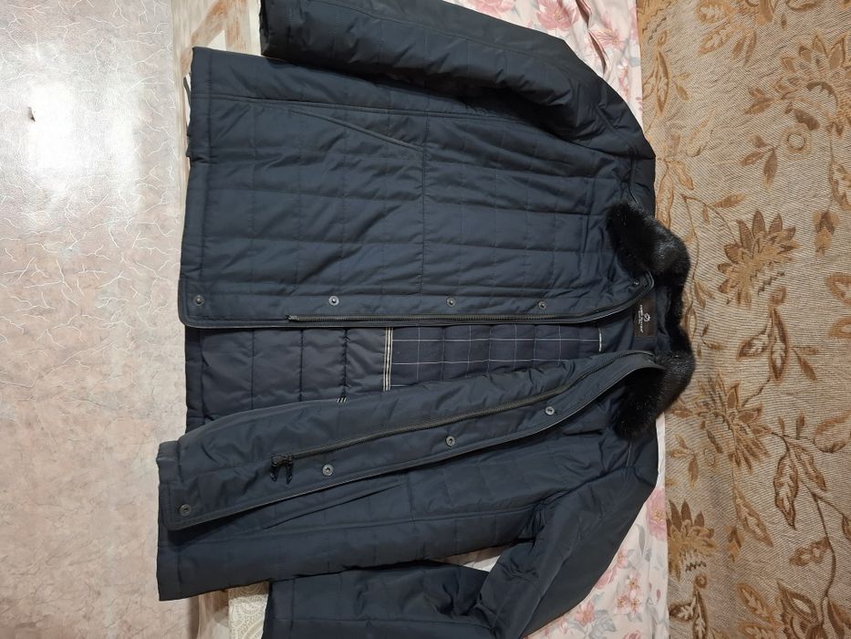 Продам куртку "Гарри Бертойя". Б.у.состояние хорошее.