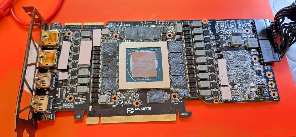 Видеокарта Gigabyte RTX 3090 24 GB GDDR6X НЕРАБОТЕЩА