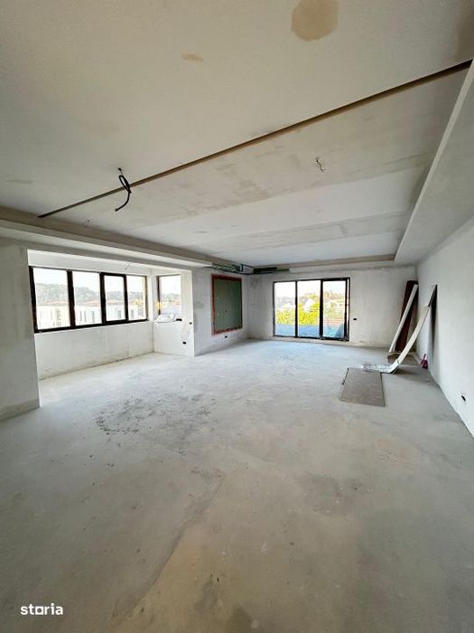 Penthouse cu 4 camere Pipera Lux - 281 mp - Padure - Colt de Rai