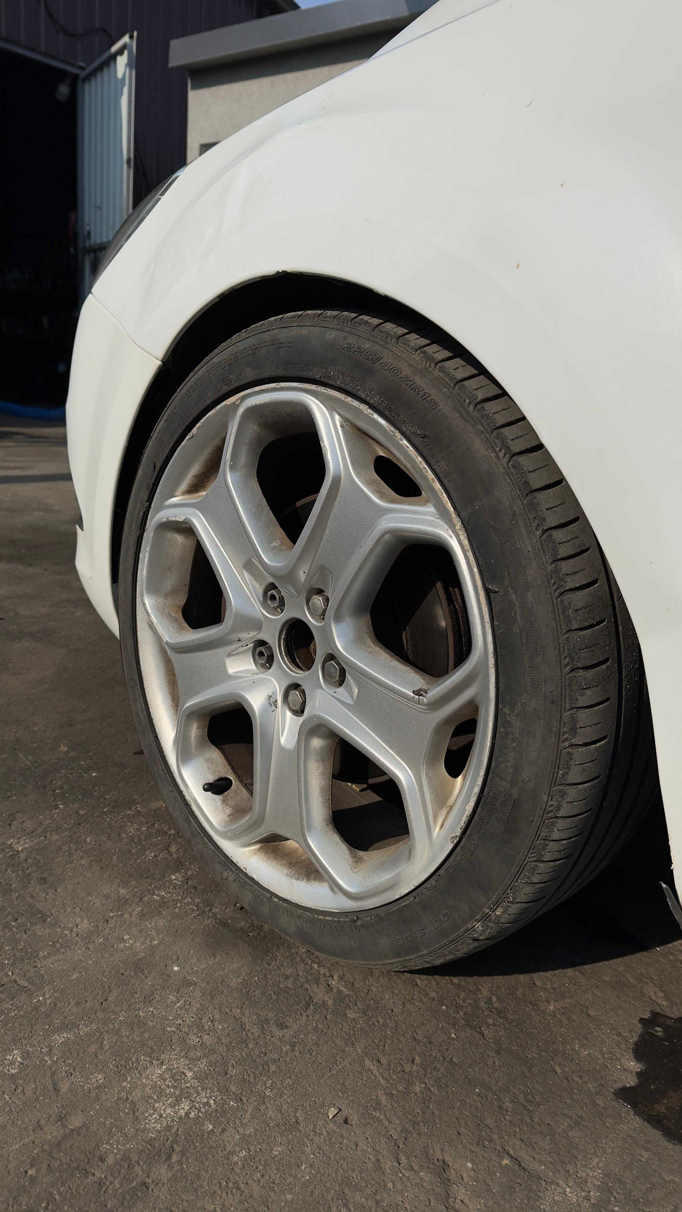 Jante Ford Focus ST - R18 cu anvelope