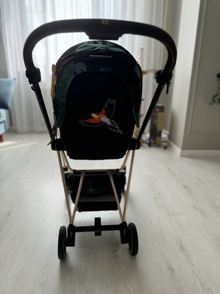 CYBEX MIOS лимитированная Black of paradise