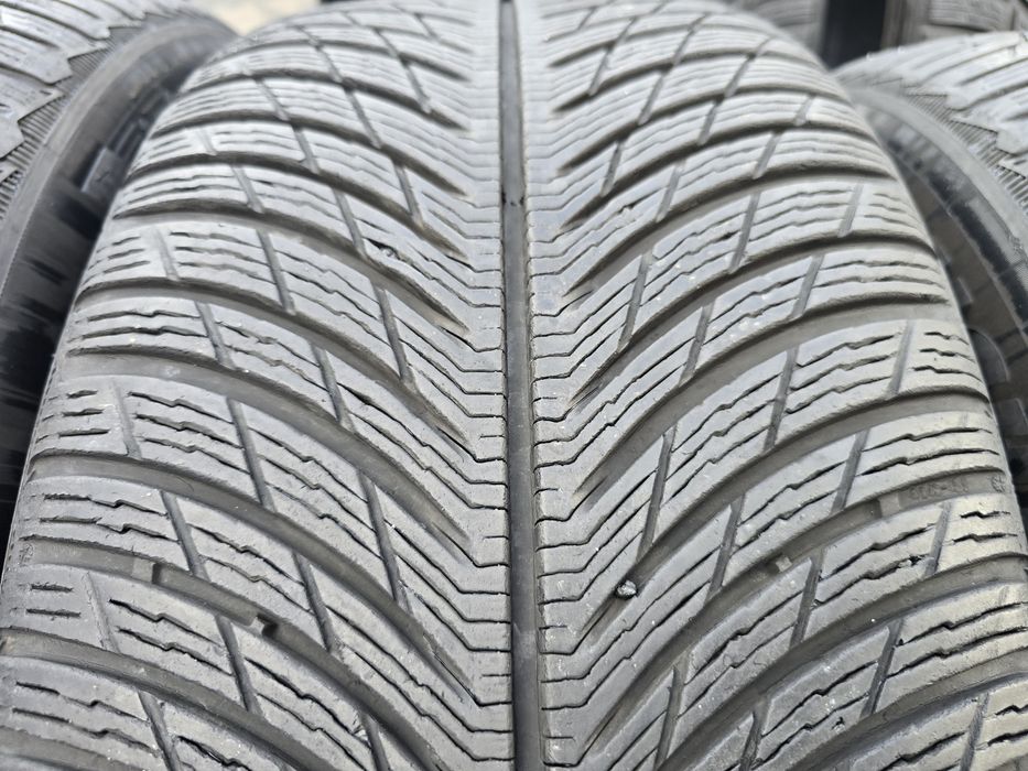 Anvelope iarna 265 50 19 Runflat