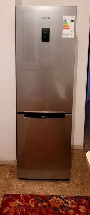 Продам холодильник Самсунг