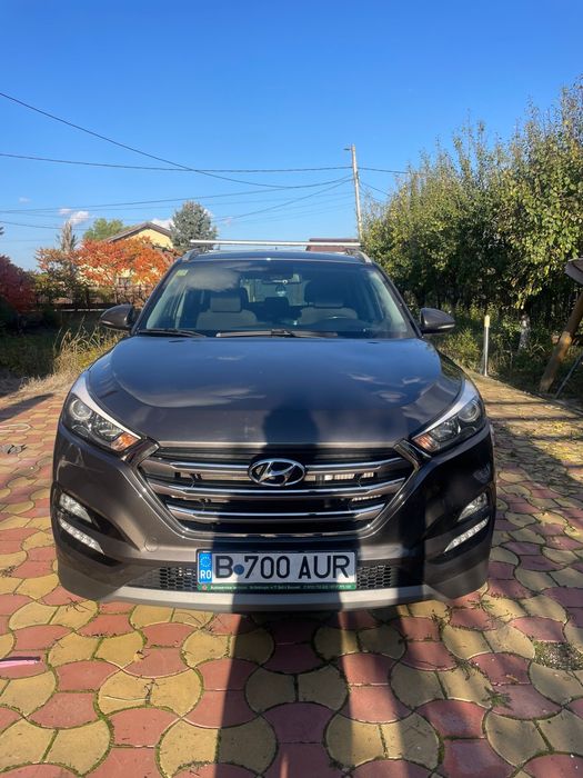 Hyundai Tucson 4x4 AWD model 2.0 CRDI Diesel Manuala 2017
