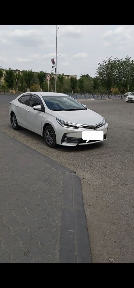 Автомобиль Toyota corolla restyle