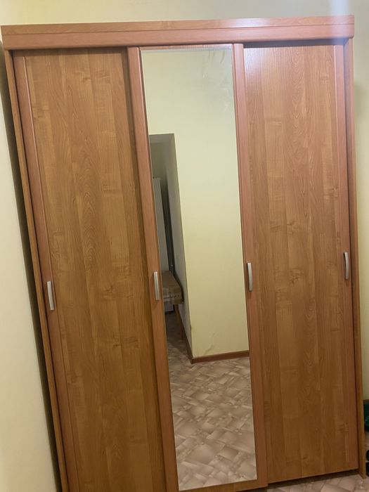 Шкаф для одежды б/у