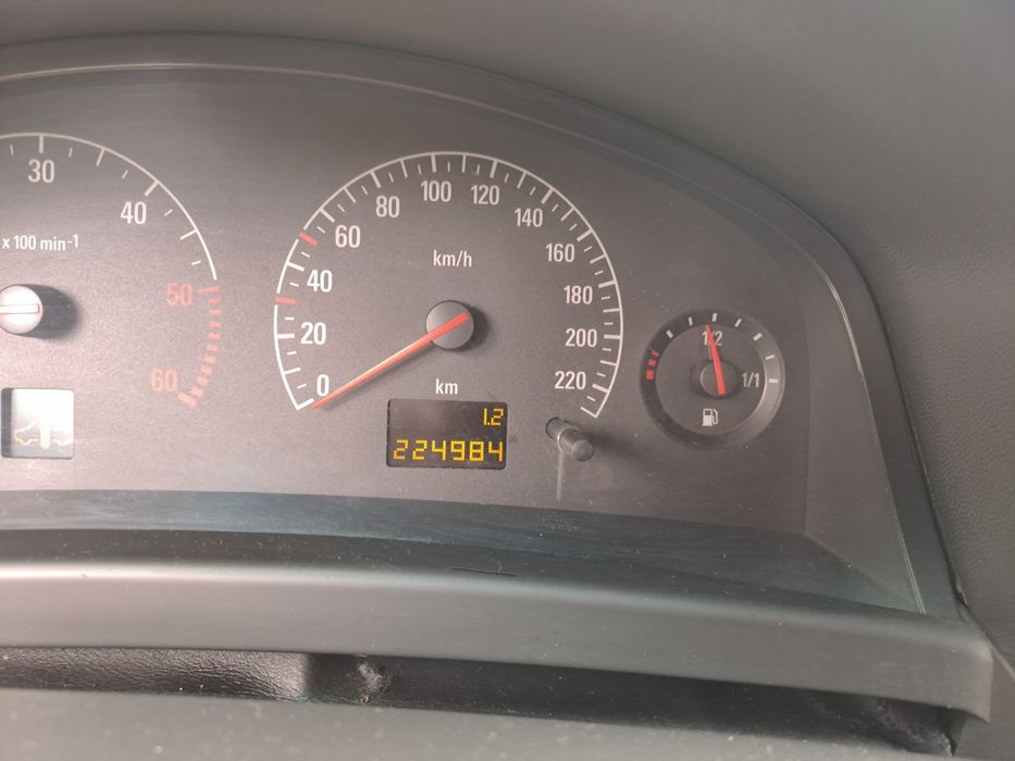 Opel Vectra diesel 2.2