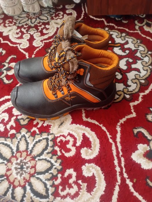 Zur qishga nam utqazmaydi issiq qiladi