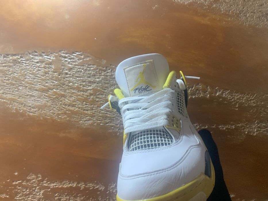 Vand jordan 4 originali full box si factura