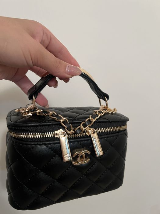 Дамски чанти Chanel