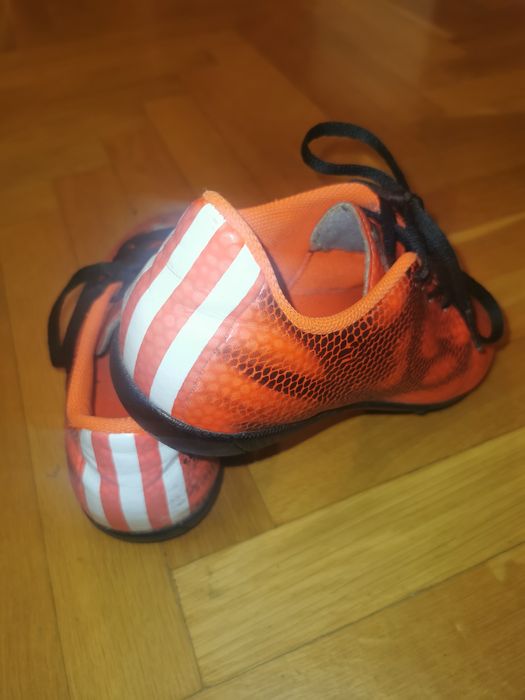 Детски футболни обувки Adidas F5 Tf