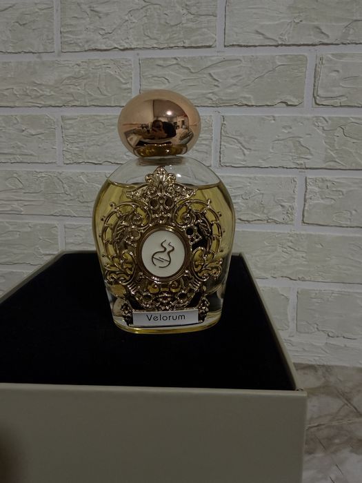 Продаются духи Tiziana Terenzi Velorum