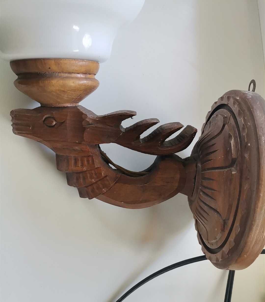 Лампа за стена, елен, дърворезба
