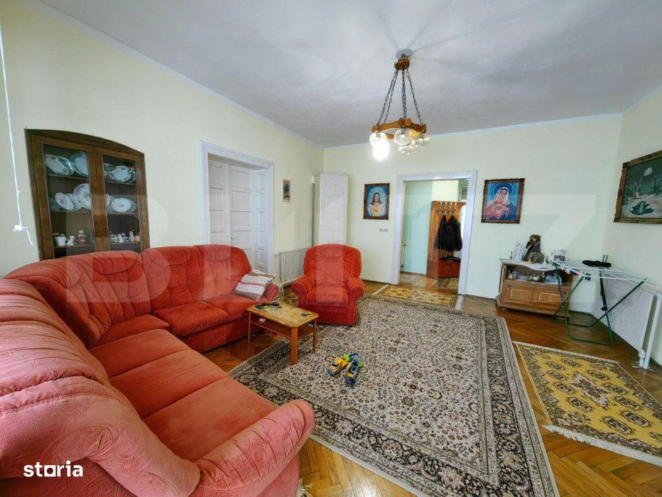 Conac boieresc, 4ha de teren si cladire pretabila pentru Agropensiune,