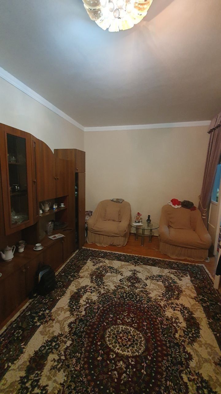 Квартира сотилади