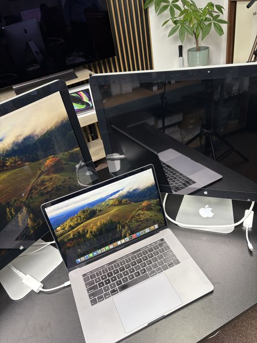 Monitoare Apple 2016/Utilizate/Funcționează cu laptop-uri Mac OS vechi