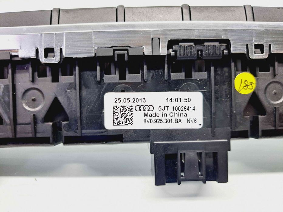 Butoane comenzi consola centrala Audi A3 Sportback (8VA) Hatchback [F