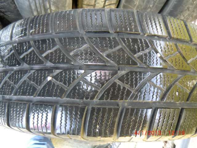 Гуми зимни 195/60/16 С 99/97 Т Bridgestone Бусови 2 броя